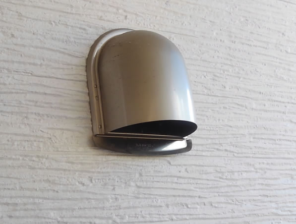 換気口ダクト内部例